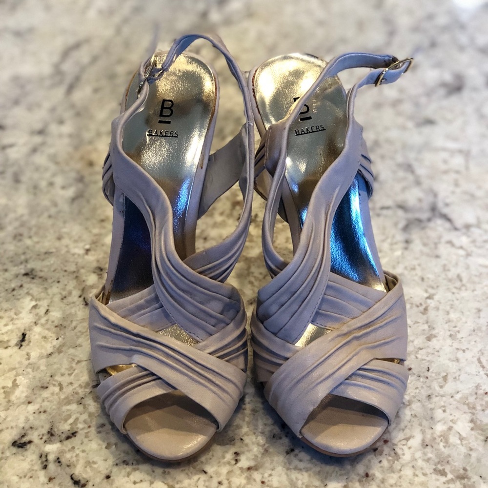 👠 Jamie Strappy Heels by Bakers 👠